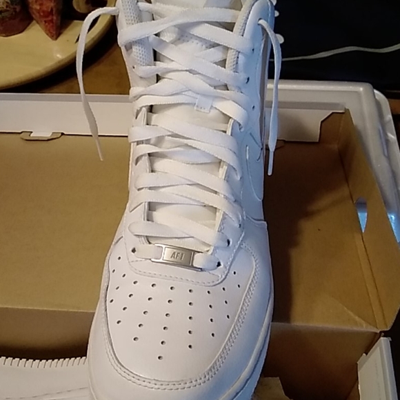 Air force 1 - Picture 3 of 4